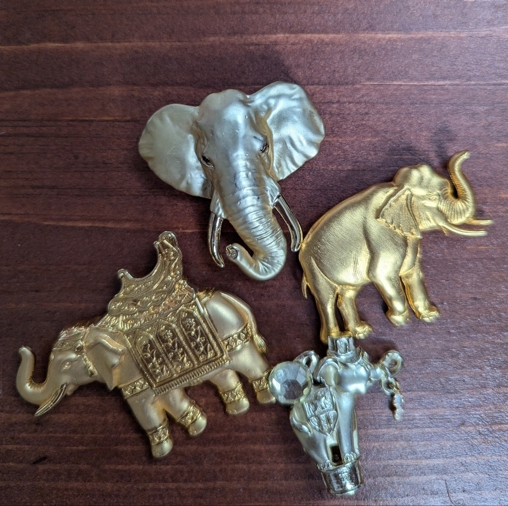 4 Elephant brooches pins 2 J.J.Jonette, 1 AJC collection Vintage Lot Bundle
